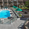 Hotel in quebec city with pool?