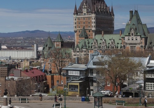 What part of quebec city is the best to stay in?